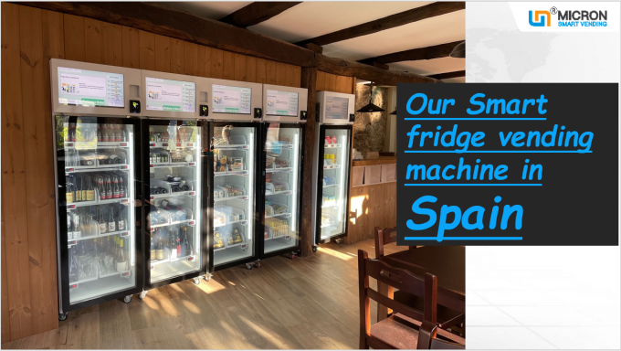 Máquina de venda automática do Gym para vender o refrigerador do fruto fresco da bebida da energia que vende com leitor de cartão