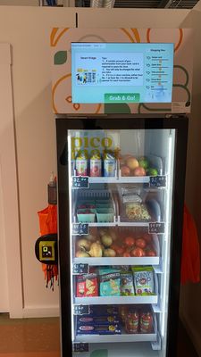 Máquina de venda automática do Gym para vender o refrigerador do fruto fresco da bebida da energia que vende com leitor de cartão