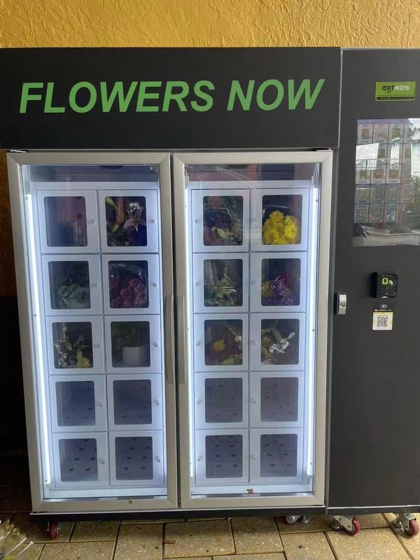 Máquina de venda de armários conveniente e de alta tecnologia para shopping center 40 armários personalizáveis